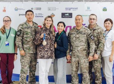 Инструктор Центра «ВОИН» в Бурятии встретился на БМФ-2025 с олимпийской чемпионкой