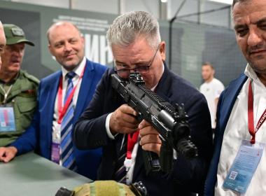 Более тысячи человек посетили площадку Центра «ВОИН» в первый день ВЭФ-2025