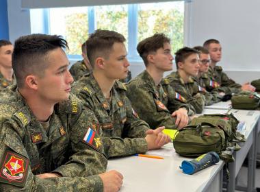 Инструкторы центра «ВОИН» обучают курсантов ВУЦ ЧГУ им. И.Н. Ульянова тактической медицине и управлению беспилотниками